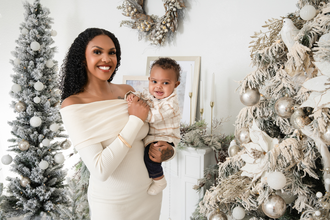 veronika-gant-photography-san-antonio-christmas-mini-sessions-2025-what-to-wear-elegant-holiday-portraits